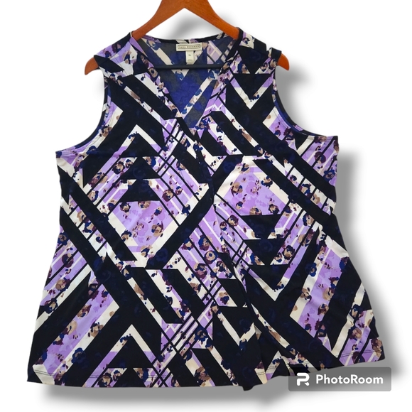 Dana Buckman XL Ladies V-neck Top - Picture 4 of 9